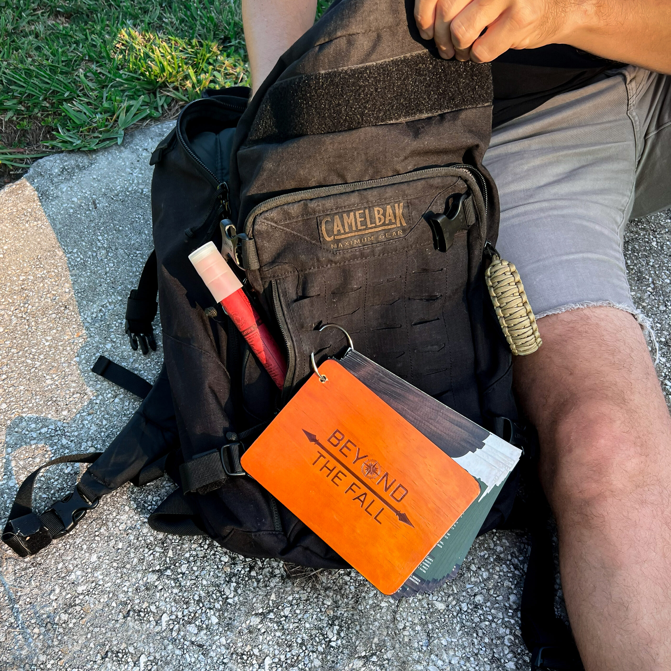 Field Deck: Survivalist Compendium - Image 4